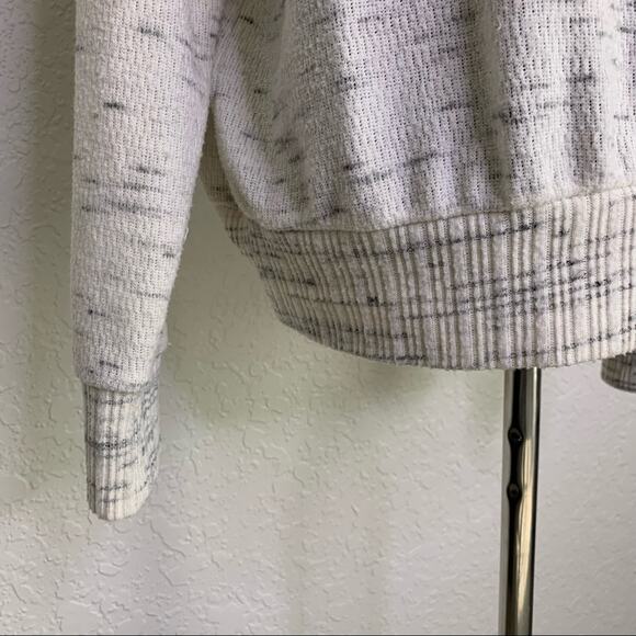 Anthropologie white gray cowl neck turtleneck pullover size Large - Picture 14 of 14
